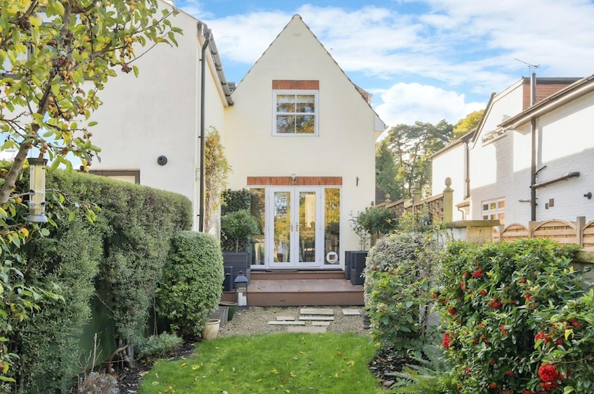 3 Bedroom Cottage In Sunninghill, Ascot Exteriör bild